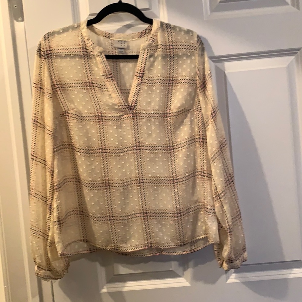 Flowy blouse in perfect condition